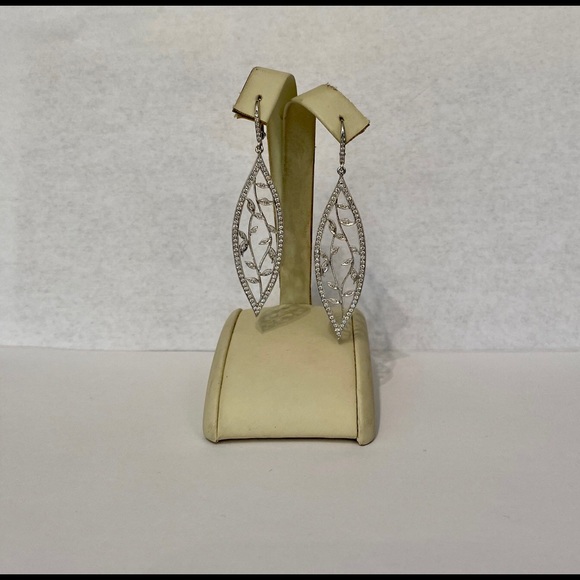 John Michaels Designs 18kwg Diamond Leaf Earrings - Picture 2 of 5